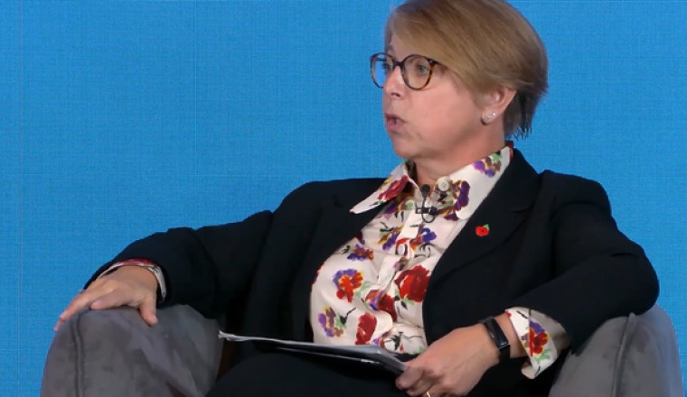 Bank of England Deputy Says Stock Markets Are Overvalued and Likely to Decline