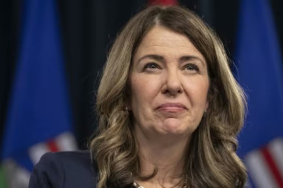 Alberta set to vote on Future within canada