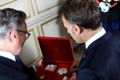 Starmer becomes first serving UK prime minister to receive France's highest honour